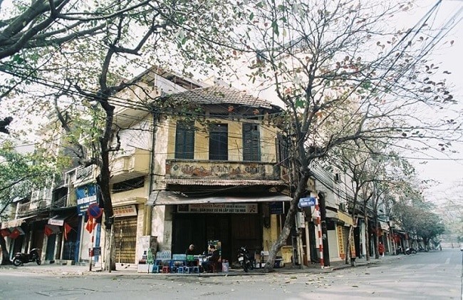 "Cho một ngày bình thường" tản văn của Trần Quỳnh Nga