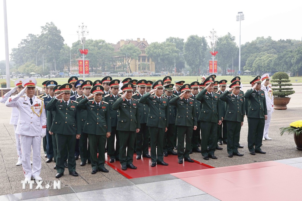 Lãnh đạo Đảng, Nhà nước viếng Chủ tịch Hồ Chí Minh và các anh hùng liệt sĩ