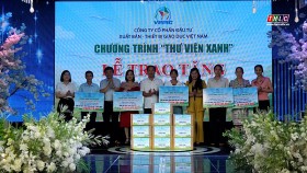 Trao tặng gần 5.000 cuốn sách cho học sinh tiểu học vùng cao