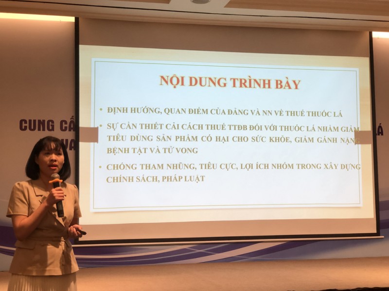 Bà Đinh Thị Thu Thuỷ, Phó Vụ trưởng Vụ Pháp chế của Bộ Y tế