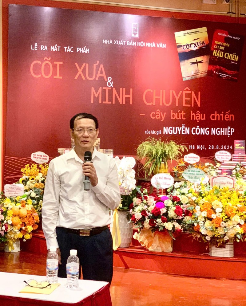 Ra mắt "Cõi xưa" và "Minh Chuyên – Cây bút hậu chiến" của Gs, TSNguyễn Công Nghiệp