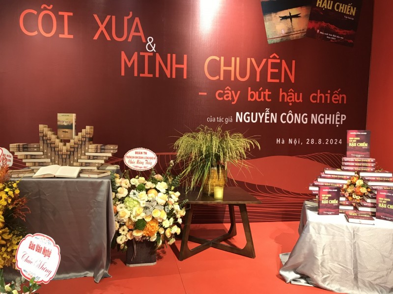 Ra mắt "Cõi xưa" và "Minh Chuyên – Cây bút hậu chiến" của Gs, TSNguyễn Công Nghiệp