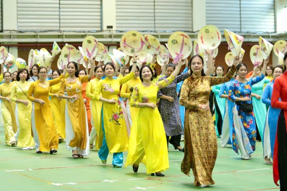 Bản tin Văn nghệ: Hà Nội - Nhiều hoạt động kỷ niệm 70 năm Giải Phóng thủ đô 10/10