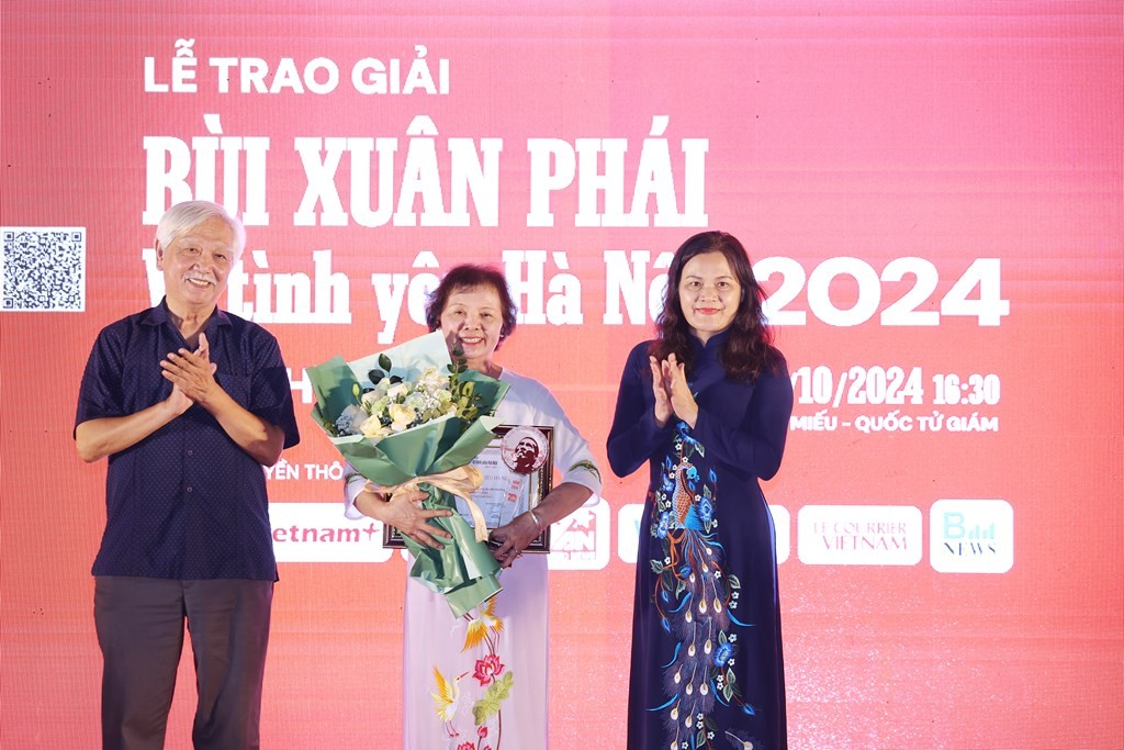 Giải thưởng Bùi Xuân Phái - Vì tình yêu Hà Nội 2024: Tôn vinh Gs -TS - KTS Hoàng Đạo Kính