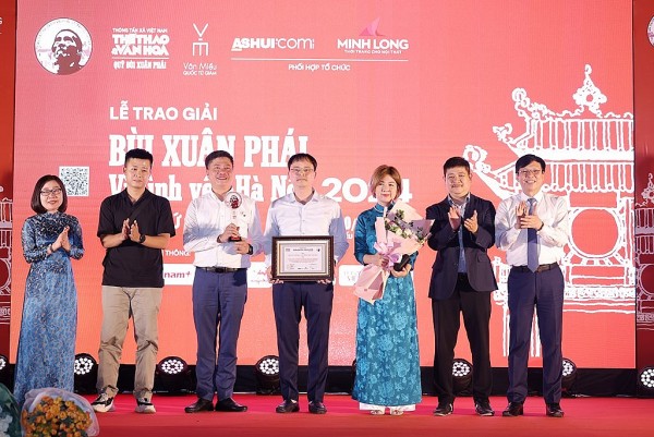 giai thuong bui xuan phai vi tinh yeu ha noi 2024 ton vinh gs ts kts hoang dao kinh