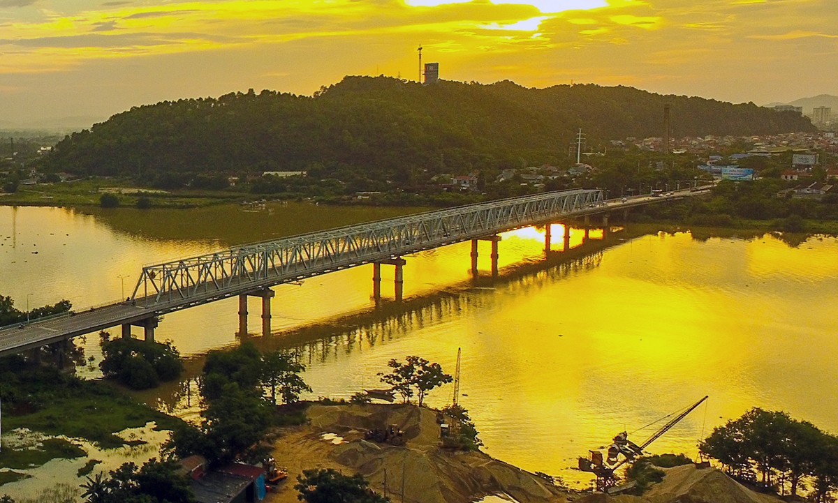 Thanh Hóa đến Thừa Thiên Huế: Nhiều mây, phía Bắc (Thanh Hóa, Nghệ An) có mưa vài nơi; phía Nam có mưa vừa, mưa to, có nơi mưa rất to và rải rác có giông. Ảnh minh họa. Nguồn: Internet