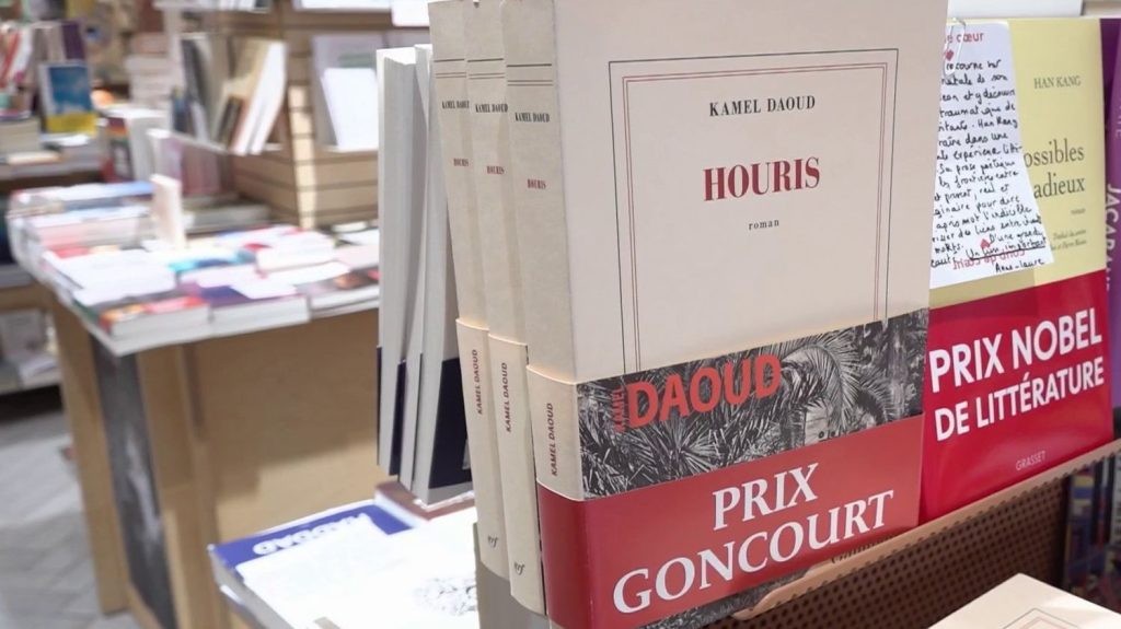 Kamel Daoud: Thiên thần văn học hay kẻ phản bội bán linh hồn cho Pháp?