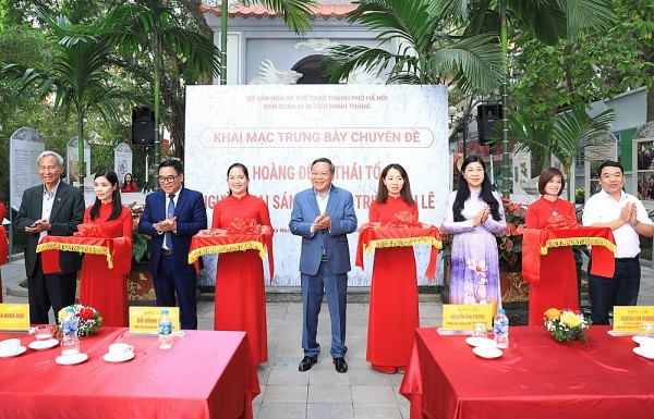 ban tin van nghe trung bay hoang de le thai to nguoi khai sang vuong trieu hau le