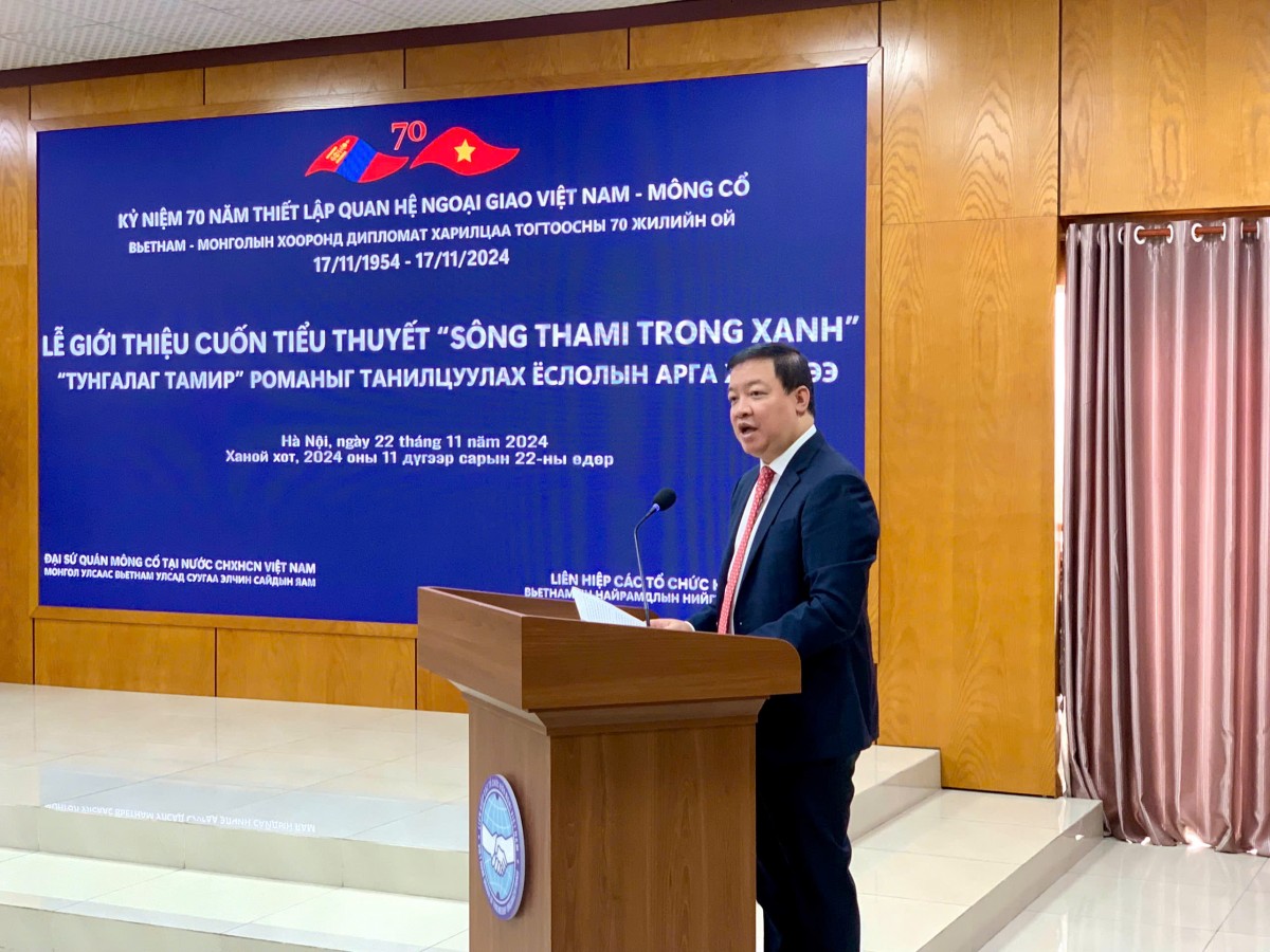 Sông Thami trong xanh: Một biểu tượng của văn học Mông Cổ