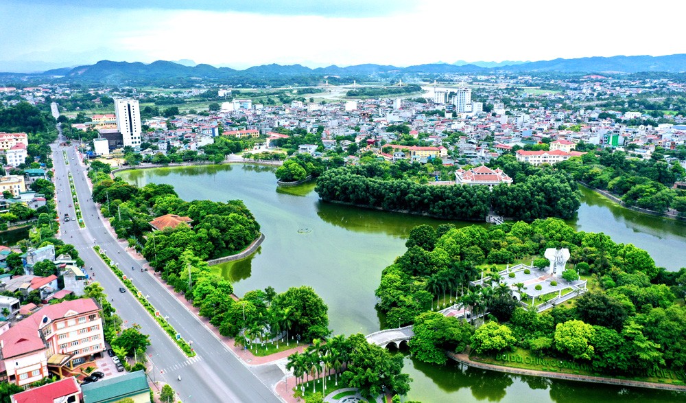 Có mây, đêm không mưa, sáng sớm có sương mù và sương mù nhẹ rải rác, ngày nắng. Gió nhẹ. Đêm và sáng trời rét, có nơi rét đậm, rét hại. Ảnh minh họa. Nguồn Internet