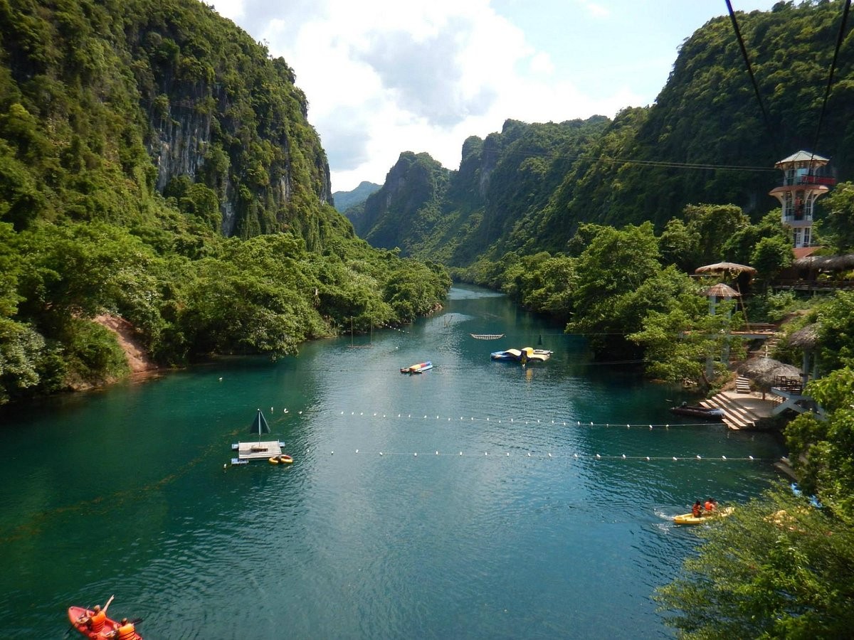 Thanh Hóa đến Thừa Thiên Huế: Nhiều mây, có mưa vài nơi, phía Bắc sáng sớm có sương mù và sương mù nhẹ rải rác, trưa chiều giảm mây, trời nắng. Gió nhẹ. Sáng và đêm trời rét. Ảnh minh họa. Nguồn: Internet