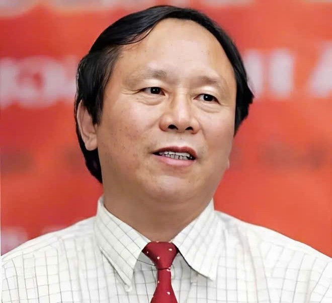 Người thủ trưởng đặc biệt