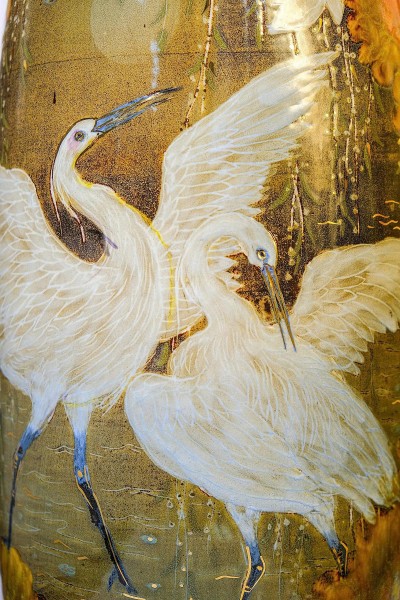 kham pha hon sen tren sac gom cua ngo ba hoang