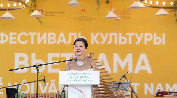 tung bung chuoi hoat dong vhnt viet nam sac mau tu mien nhiet doi