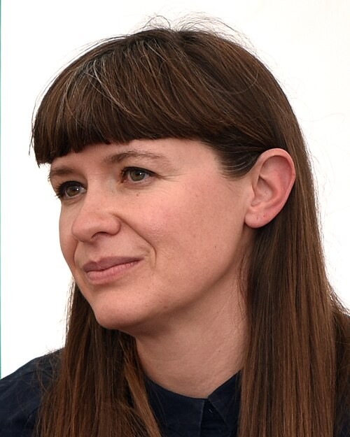 Mớ bòng bong. Truyện ngắn của Naomi Wood