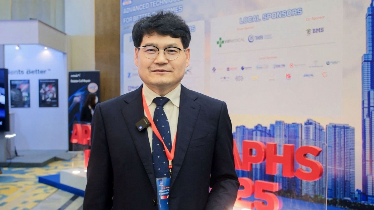 Vinmec hợp tác cùng VinUni xây dựng thế hệ bác sĩ trẻ đạt chuẩn quốc tế