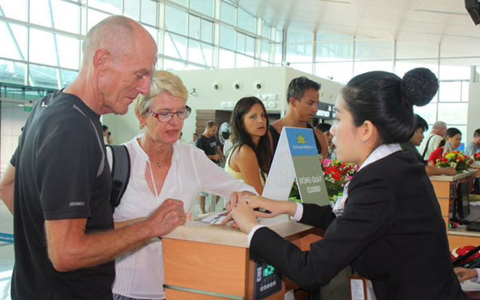 Chính phủ miễn thị thực cho người nước ngoài diện đặc biệt