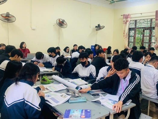 Giáo viên chỉ ra điểm mới của SGK Hóa học giúp học sinh thích thú hơn với môn học