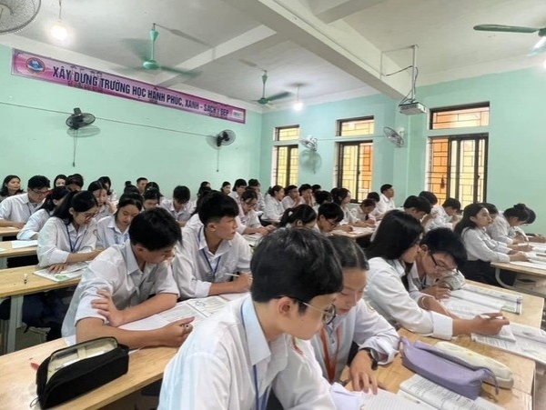 tu day hoc thuc te giao vien chi ra diem vuot troi cua sach giao khoa nxbgdvn