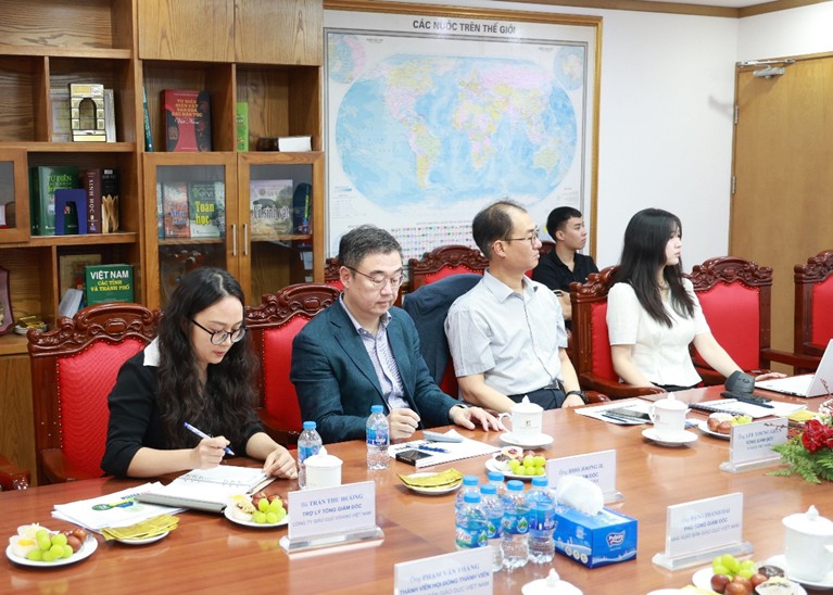 Nhà xuất bản Giáo dục Việt Nam tiếp đón và làm việc với Công ty Giáo dục Visang, Hàn Quốc