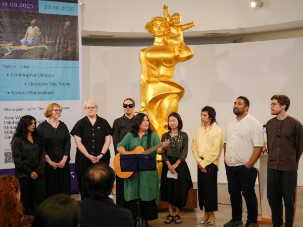 Triển lãm "Rằng ngày mai sẽ" - Khi nghệ thuật kết nối Việt Nam và New Zealand