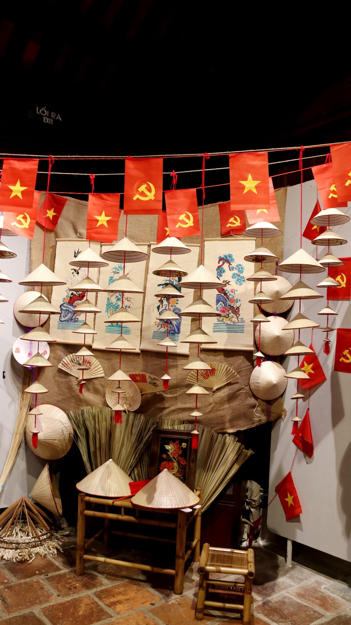 "Nước non ngàn dặm" - Tôn vinh vẻ đẹp hùng vĩ, thơ mộng của non sông Việt Nam