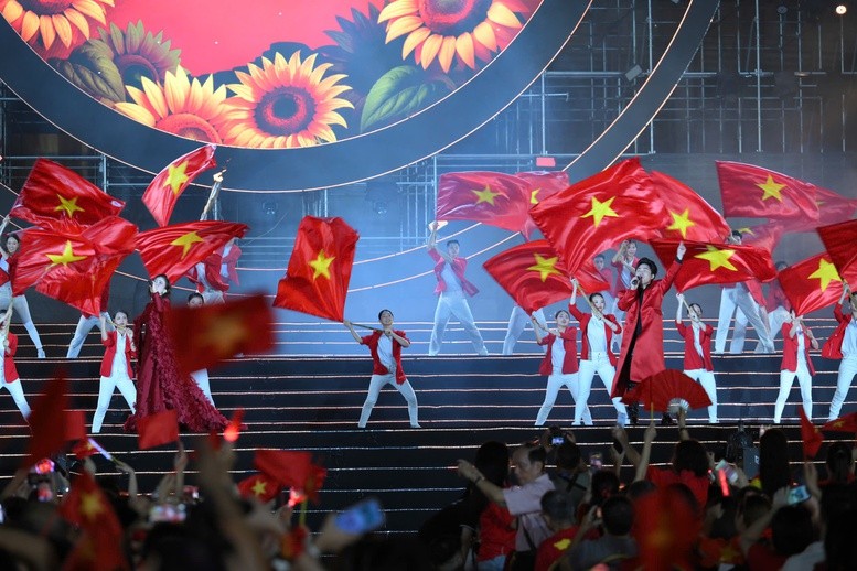 Các nghệ sĩ mang đến những màn trình diễn thăng hoa. Ảnh: BTC