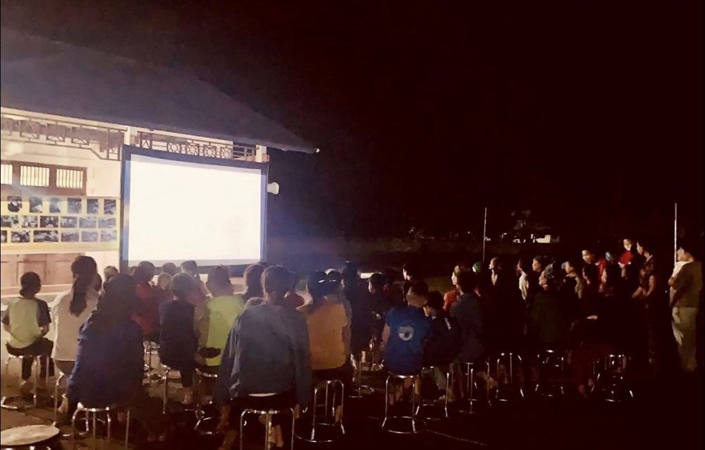 Đợt chiếu phim lưu động góp phần tạo không khí vui tươi, phấn khởi, cổ vũ động viên nhân dân các dân tộc trên địa bàn Tuyên Quang dịp Quốc khánh 2/9. Ảnh: BTC