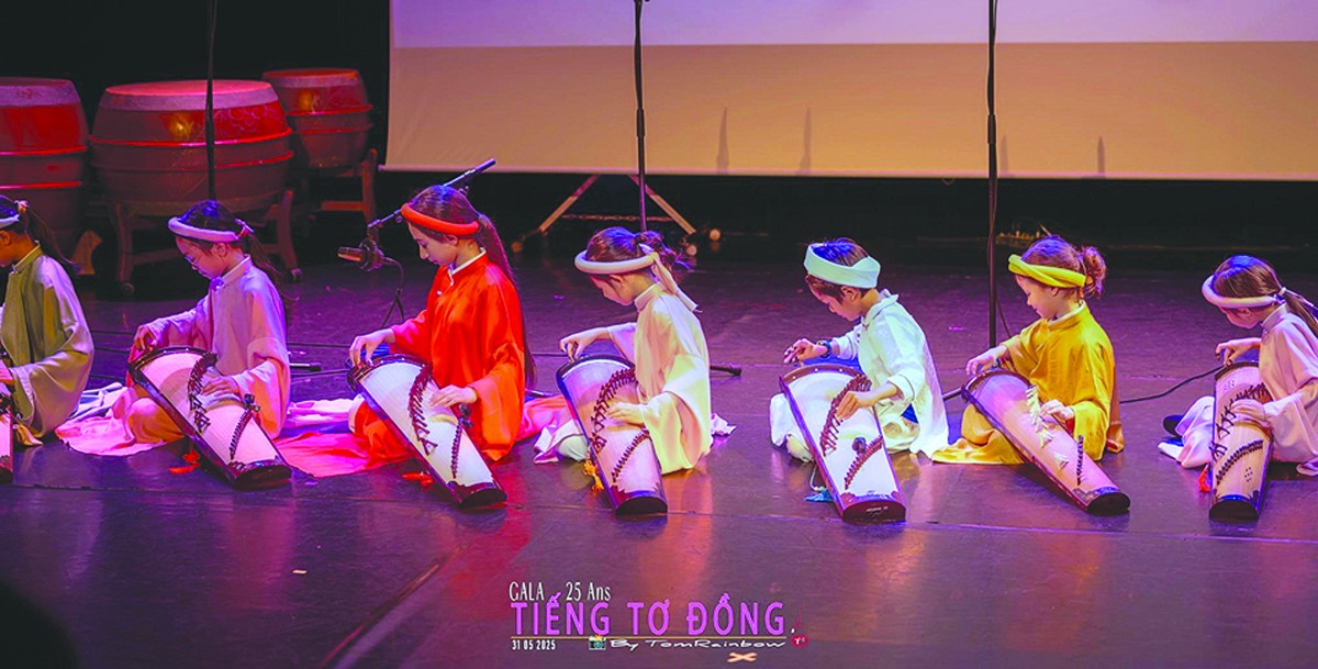 Nhịp cầu văn hóa Việt trên đất Pháp