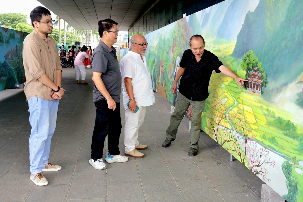 Họa sĩ Ngô Bá Hoàng và 