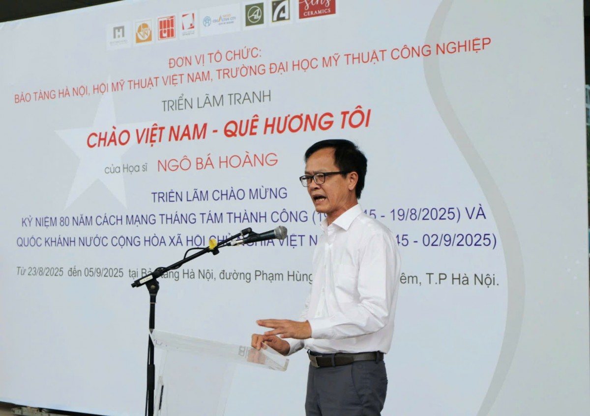 Họa sĩ Ngô Bá Hoàng và 