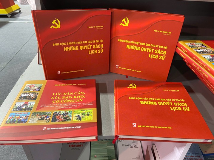 “Lúc dân cần, lúc dân khó, có Công an” - Tri ân sự hy sinh thầm lặng của Công an