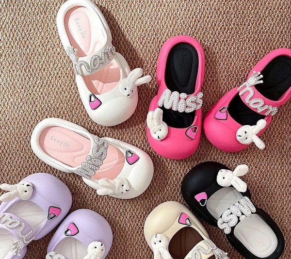 hang xom truyen ngan cua chu thuy anh