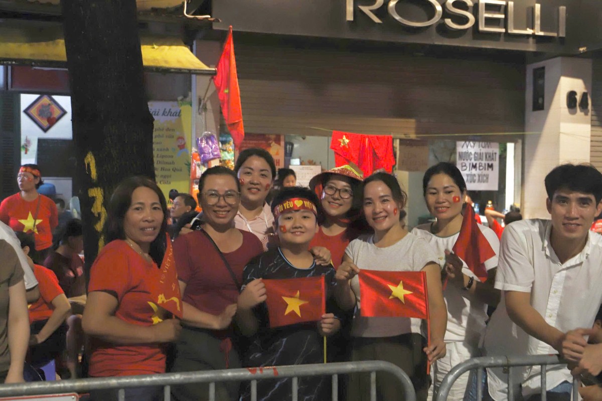 Hà Nội một đêm không ngủ