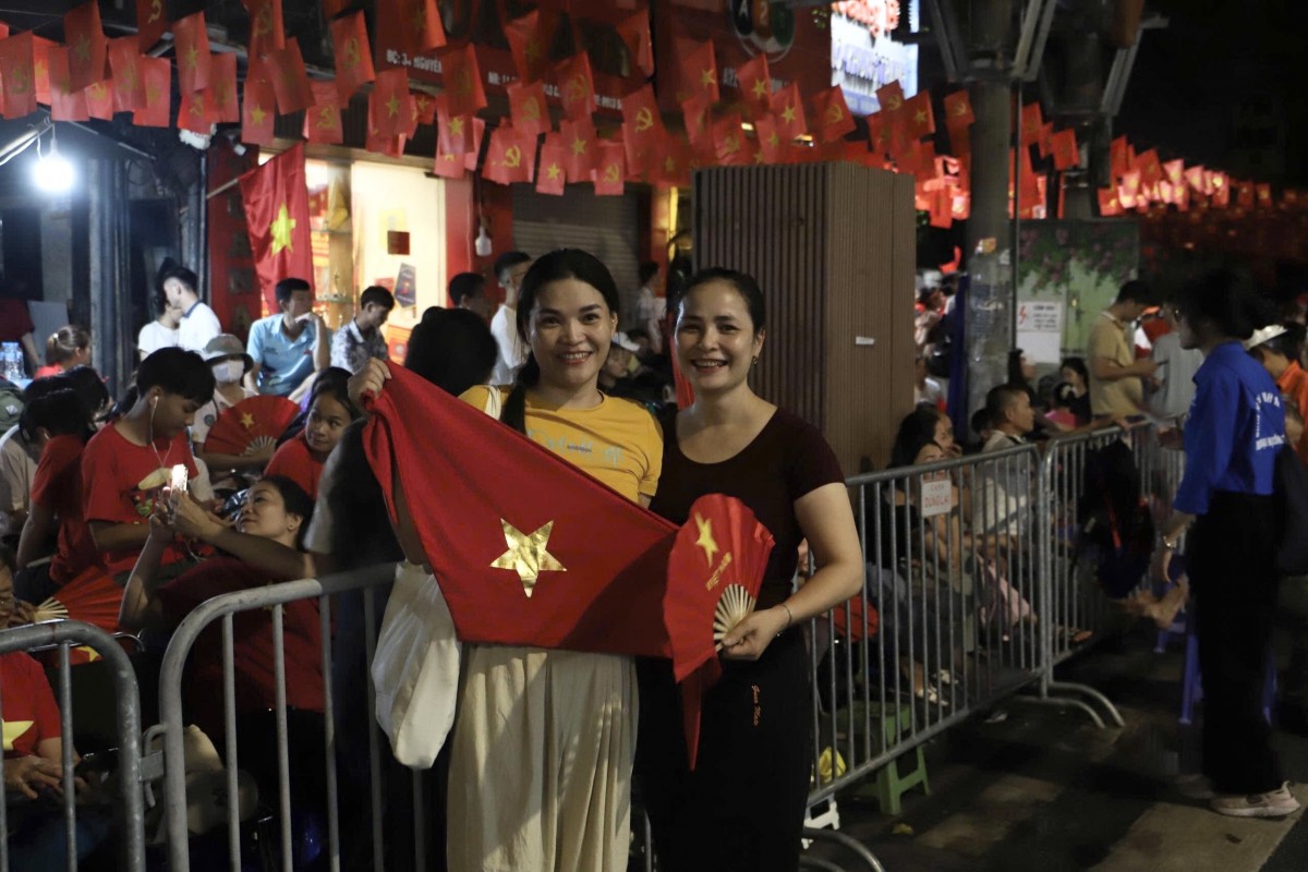 Hà Nội một đêm không ngủ