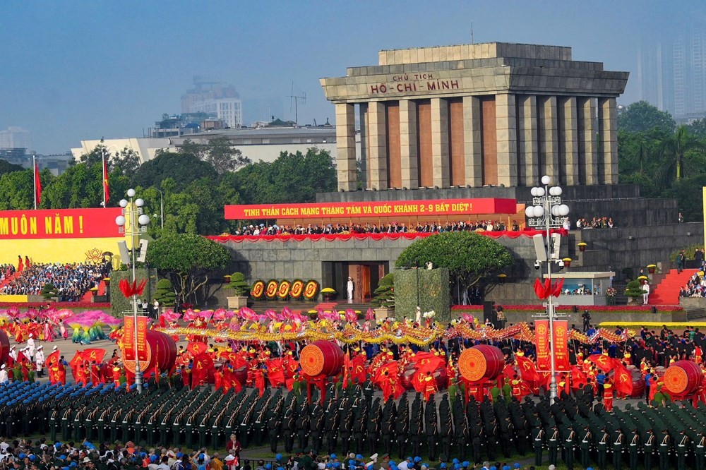 Biểu tượng sức mạnh, niềm tin và khát vọng Việt Nam