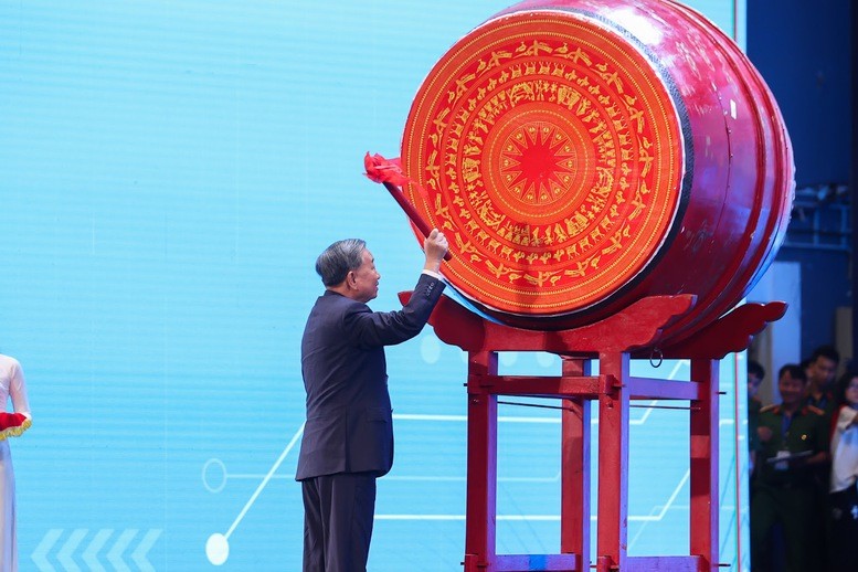 Giáo dục là quốc sách hàng đầu, là động lực then chốt của phát triển đất nước, của tương lai dân tộc