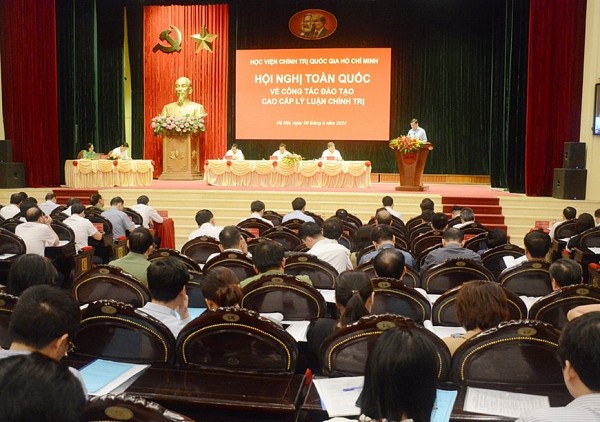 quy dinh moi cua ban bi thu ve doi tuong phan cap dao tao ly luan chinh tri