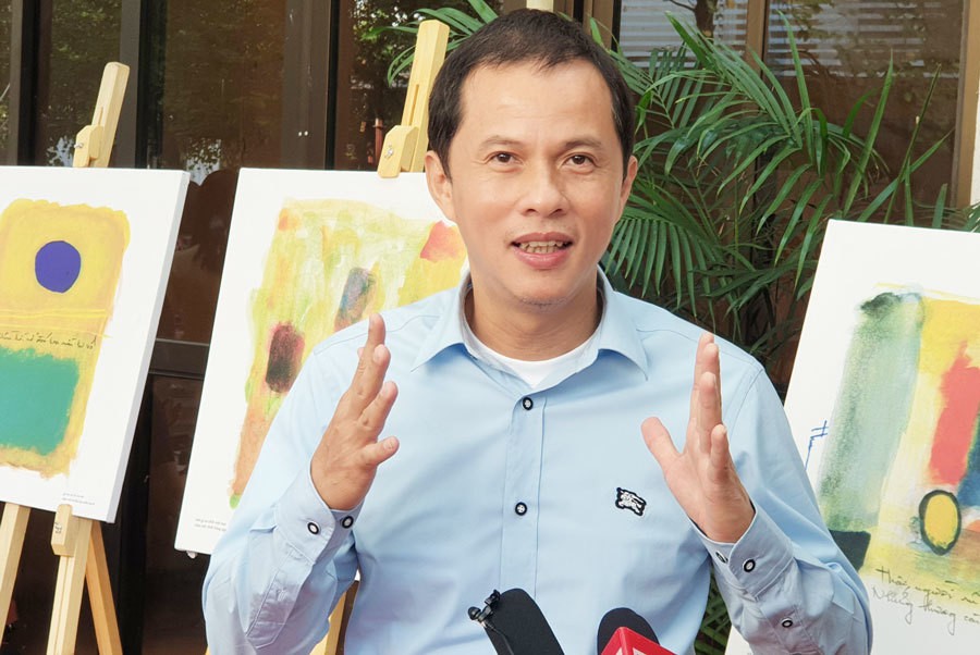 Về một hướng tìm tòi trong tập thơ  “THE SUN OF NOW - NGÀN BÀI THƠ KHÁC” của Trần Lê Khánh