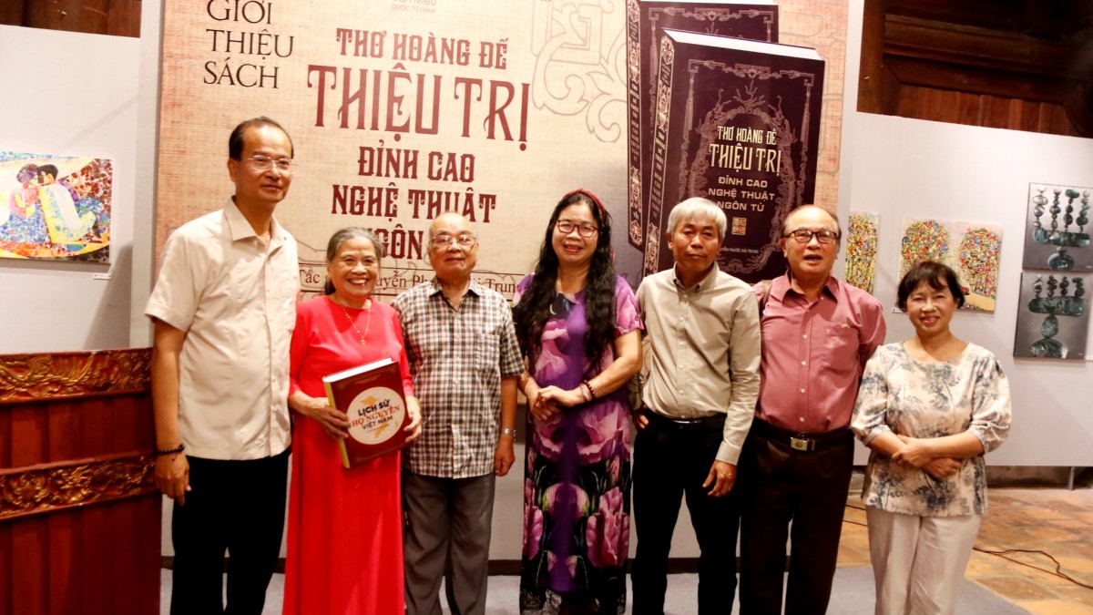 Thơ Hoàng đế Thiệu Trị - Đỉnh cao nghệ thuật ngôn từ