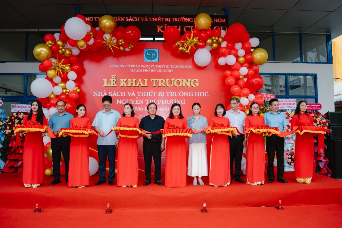 Từ truyền thống đến mô hình mới: Nhà sách Nguyễn Tri Phương khởi sắc