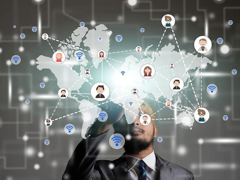 Chính phủ: Quy định cơ chế, chính sách thu hút chuyên gia, phục vụ chuyển đổi số