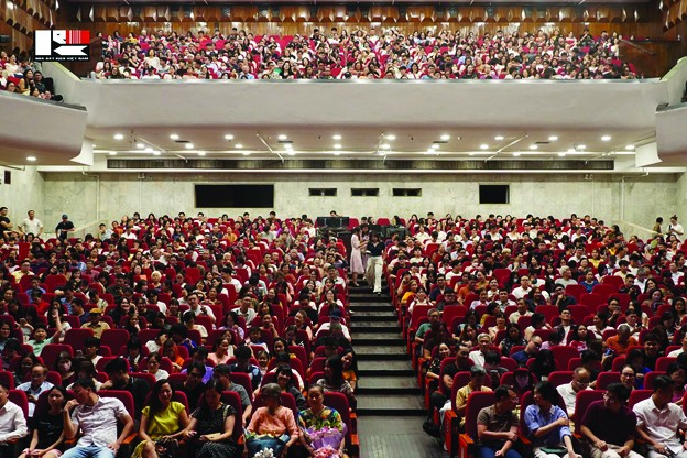 “Bệnh sĩ” hút khán giả Gen Z