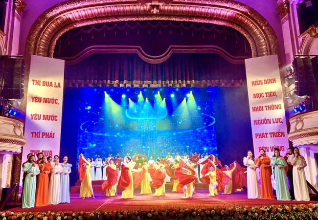 Đại hội thi đua yêu nước Bộ VHTT&DL lần thứ IV: “Kiên định mục tiêu, khơi thông nguồn lực, phát triển bền vững”