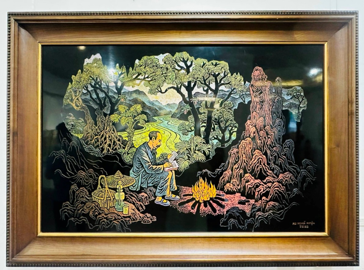 Khai mạc triển lãm mỹ thuật “Tháng 10”