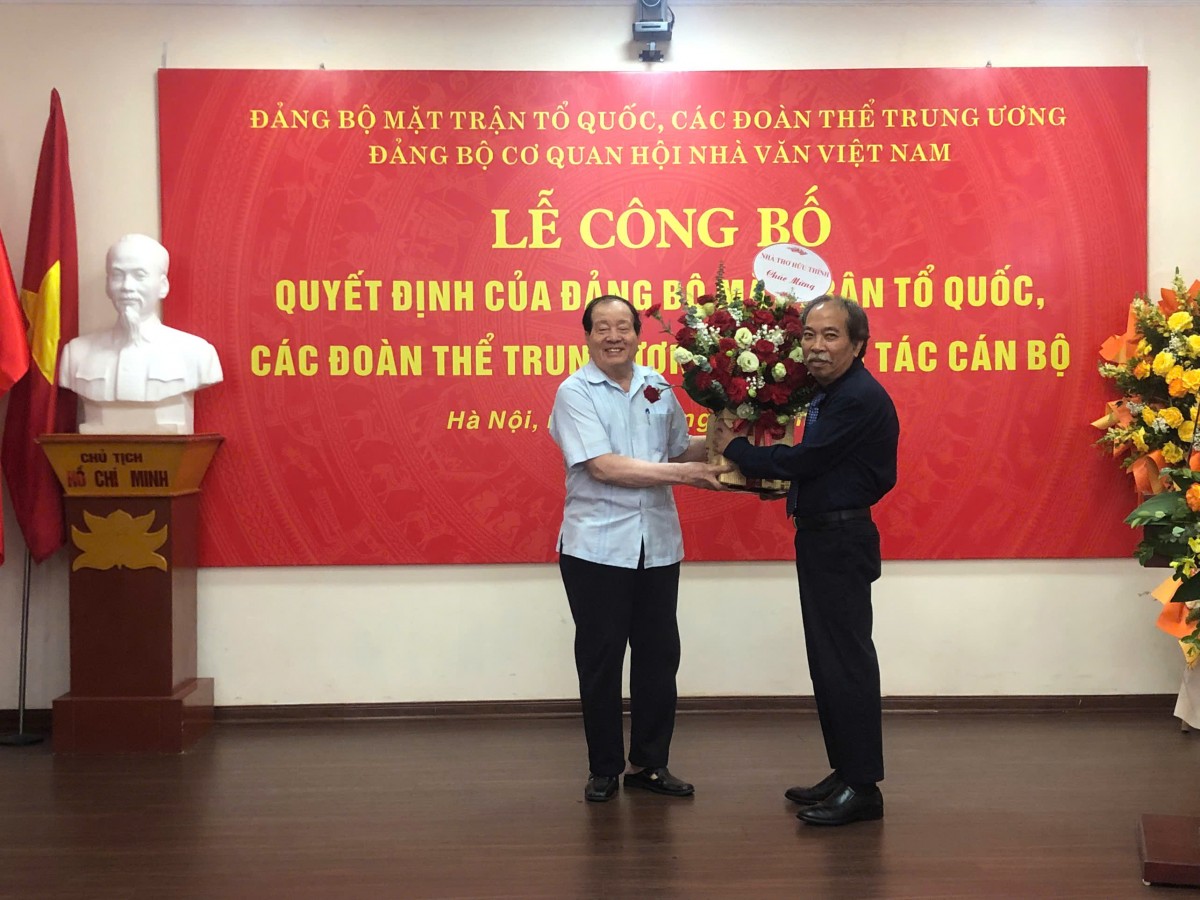 Lễ công bố quyết định của Đảng bộ MTTQ, các Đoàn thể trung ương về công tác cán bộ