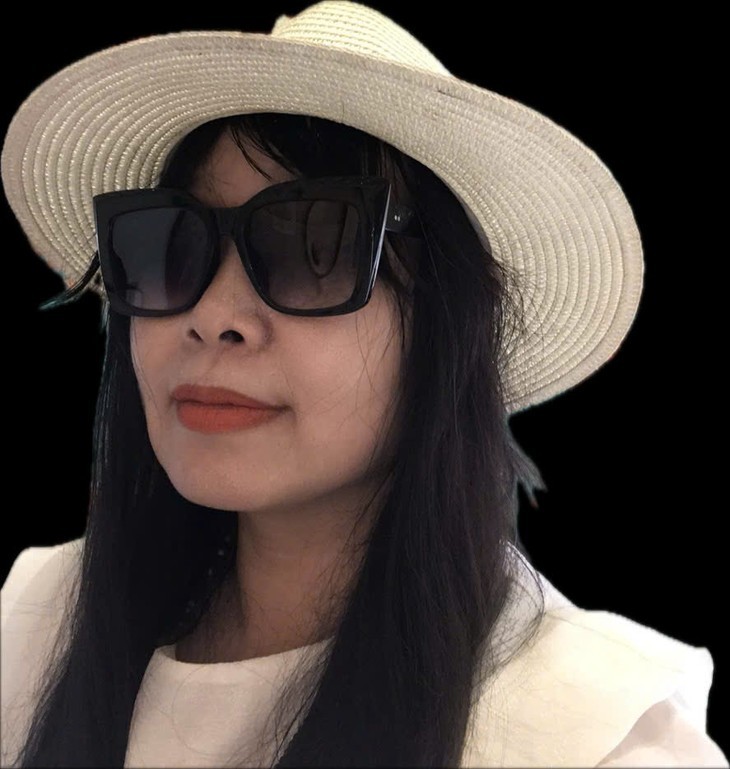 “Xống chụ xon xao” qua ngôn ngữ nghệ thuật đương đại