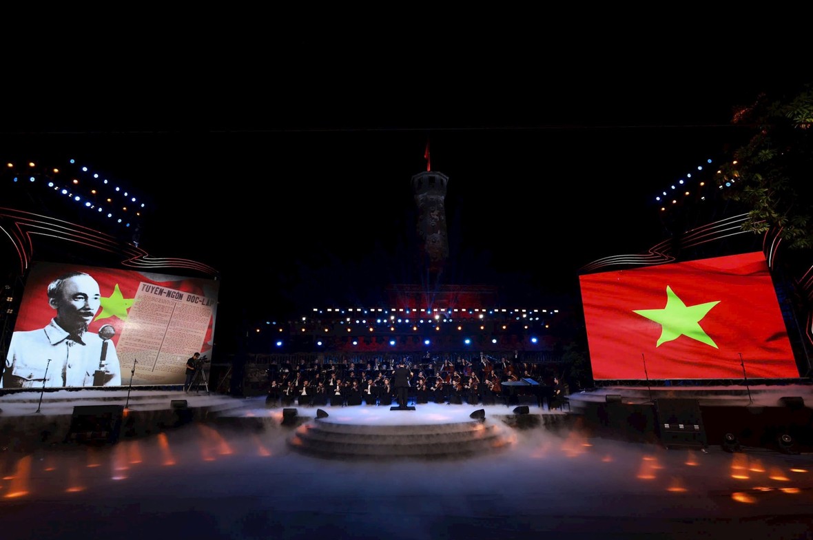 Ấn tượng chương trình chính luận nghệ thuật “Niềm tin Hà Nội”