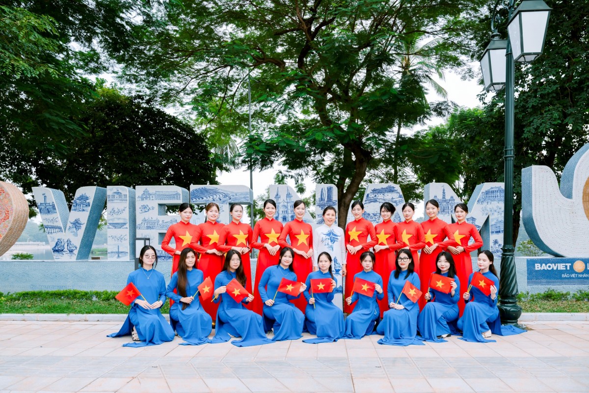 Khánh thành Khối biểu tượng 