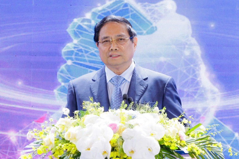 Vượt qua chính mình và hội nhập quốc tế